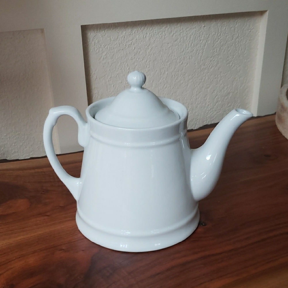 Elegant White Porcelain Teapot